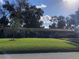 2 Fairway Rd, Jacksonville Beach, FL 32250