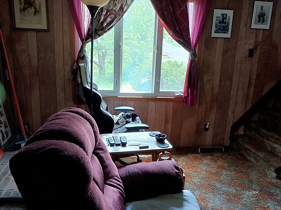 5th image of 424 Missouri Ave