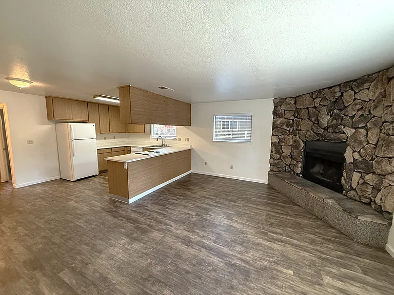 432 W Sacramento Ave #B — Photo 3