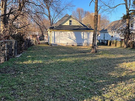 2nd image of 444 W Page Street