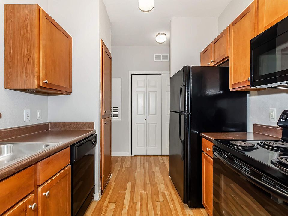 1st image of 1001 S Guadalupe St #221