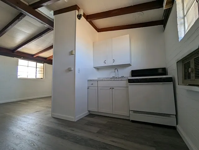 311 N Huachuca Blvd #3 — Photo 3