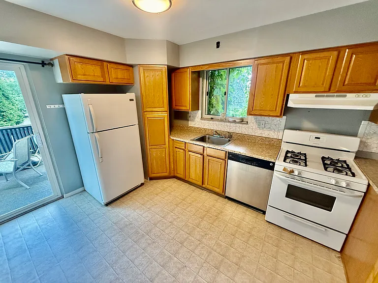 314 Coxcomb Hill Rd — Photo 7