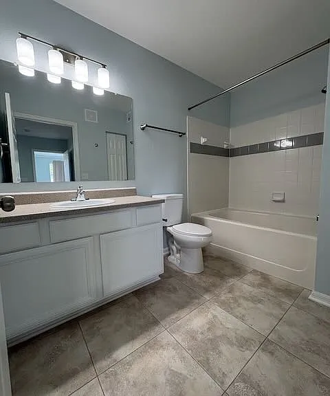 1135 Villagio Cir — Photo 10