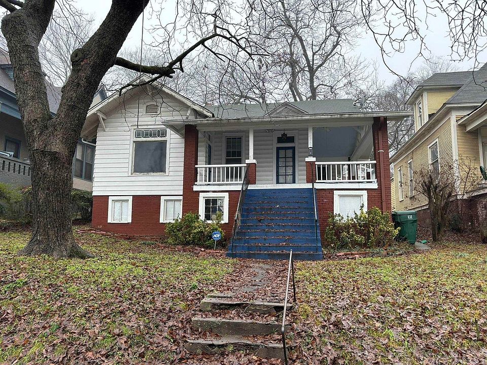 1st image of 212 Rice St
