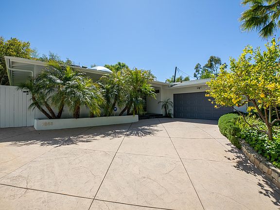 2nd image of 7866 Lulu Glen Dr