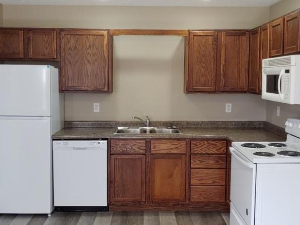 614 Columbus Ave, Monroe, NE 68647
