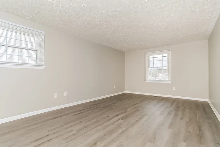 4980 Riverwatch Dr — Photo 6