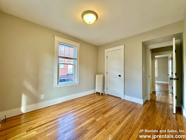 4094 Washington St #1L — Photo 8