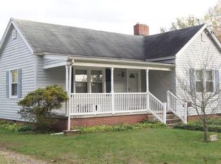 105 S 4th Ave, Mayodan, NC 27027