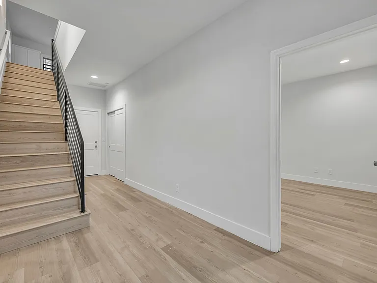 62 W Jersey St #13 — Photo 11