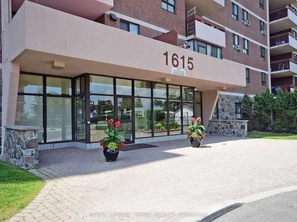 1615 Bloor St E #305, Mississauga, ON L4X 1S2