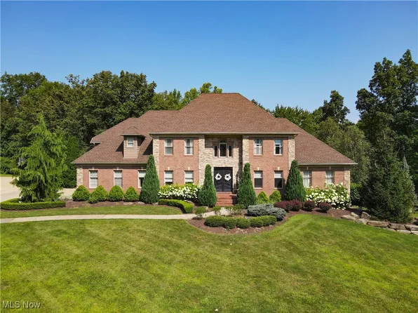 3967 Forestridge Dr, Richfield, OH 44286