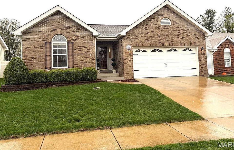 1st image of 17026 Old Hollow Dr