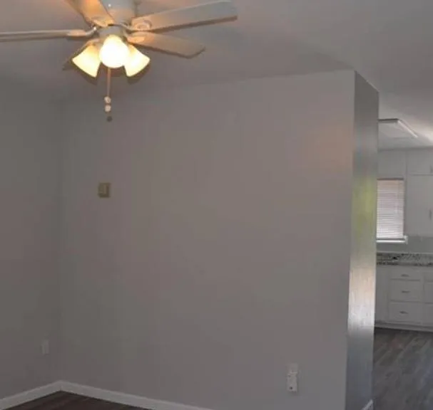 826 Park Rd — Photo 12