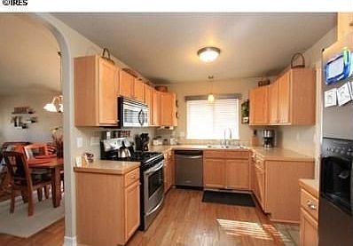 3rd image of 4213 Laurel Dr