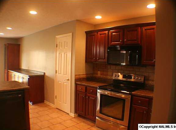 Kitchen and Buffet Bar in Breakfast area