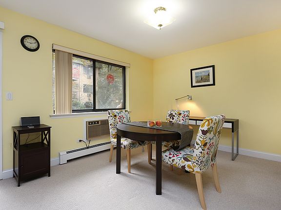 3rd image of 500 Central Park Ave APT 435