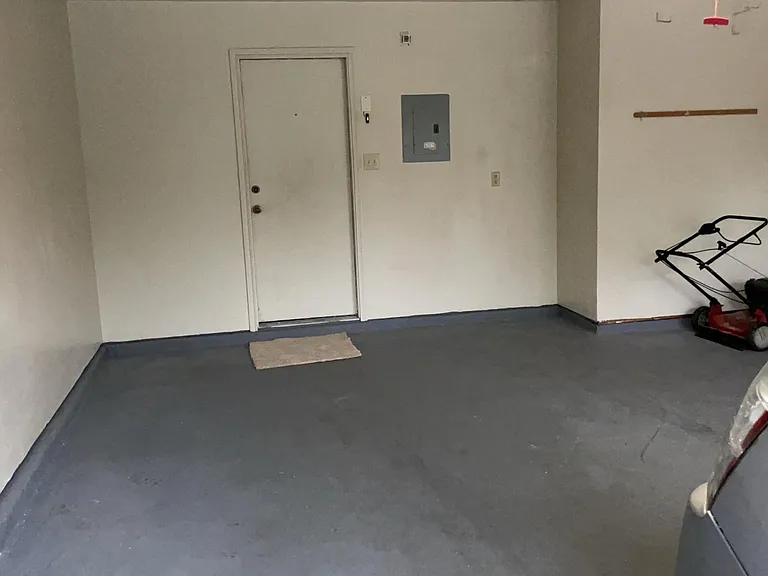 7011 Mary Todd Dr — Photo 29
