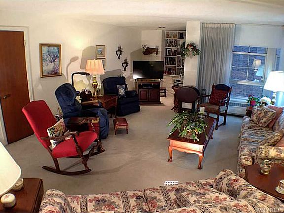 2nd image of 731 W Ferry APT 4IJ