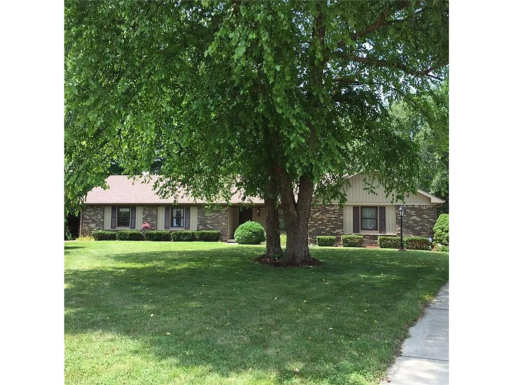4138 Windsor Ct photo 1