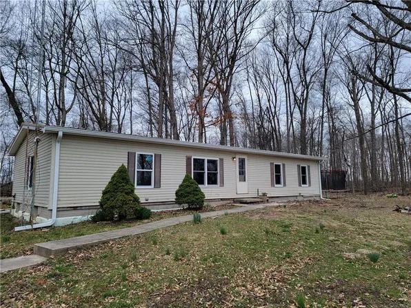 213 County Road 1600, Greenup, IL 62428