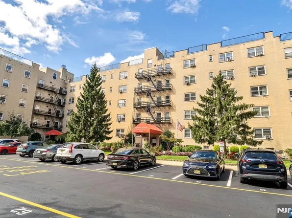2205 N Central #3F, Fort Lee, NJ 07024