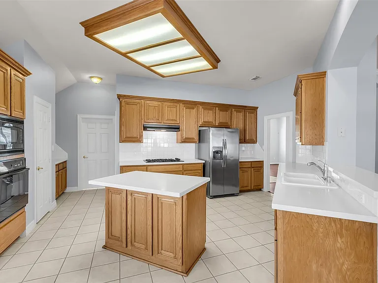 35 W Pines Dr — Photo 5