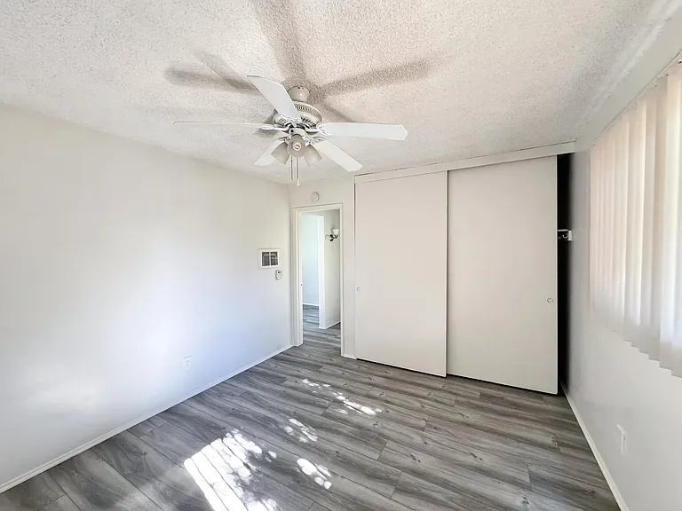 638 S Marengo Ave #6 — Photo 14