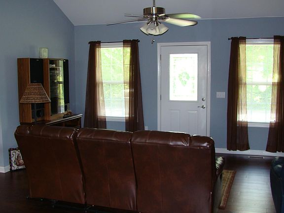 2nd image of 157 Brown Ln