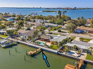 2072 Dolphin Blvd S, Saint Petersburg, FL 33707