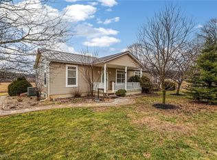 9001 Church Rd, Frazeysburg, OH 43822