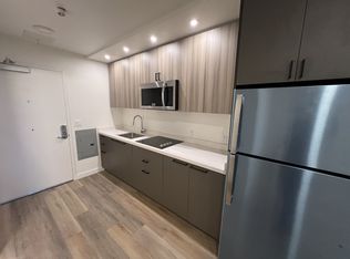 5575 W Sierra Ave #101, Fresno, CA 93722