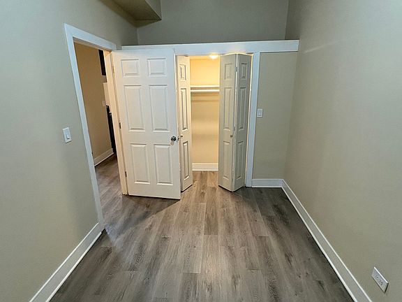 3rd image of 1117 S Troy St #1R
