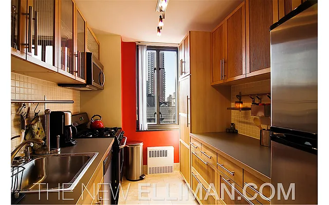 Sold by Douglas Elliman | media 17