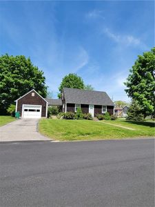 47 Lawton Ave, North Kingstown, RI, 02852