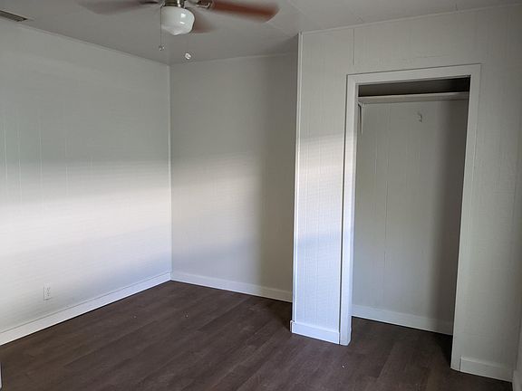 3rd image of 2137 Queensboro Ave S