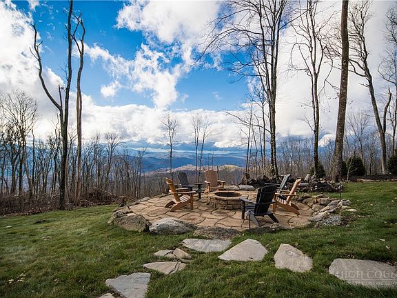 3rd image of 72 Golden Eagle Trail