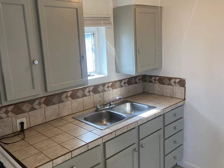 Updated 2 bed / 1 bath in the Near North Valley — Photo 27
