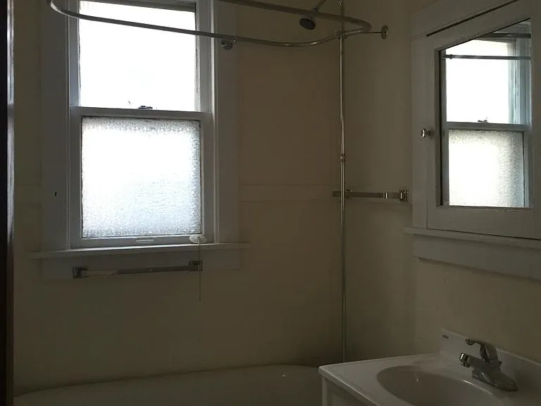 1948 N Richmond St #2 — Photo 5