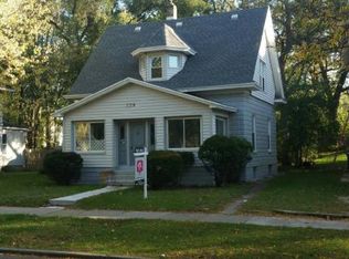 728 Adams St SE, Grand Rapids, MI 49507