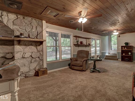 4th image of 444 Sutallee Woods Trl