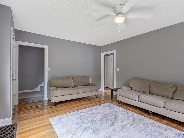 116 E Richmond Rd — Photo 7