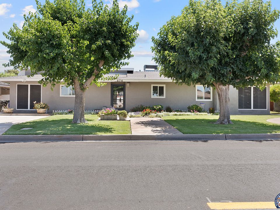 1st image of 676 Willard Ave