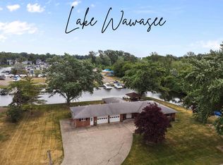 714 S Harkless Dr, Syracuse, IN 46567