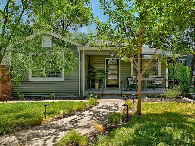 2109 Brackenridge St #A — Photo 2