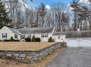 100 Lawrence St, Gardner, MA 01440