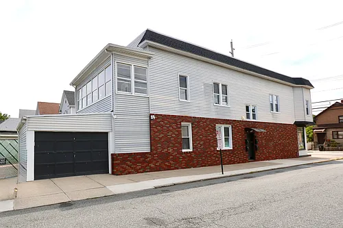 59 Locust Ave #1R Photo 1