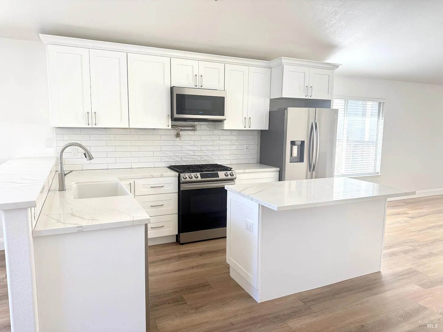 2012 Devonshire Drive - Photo 4
