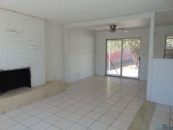 2nd image of 1002 S Blue Bonnet Dr